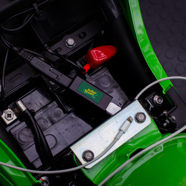 Battery Tender USB Outlet for 12 Volt Charging (MPN: 081-0158)