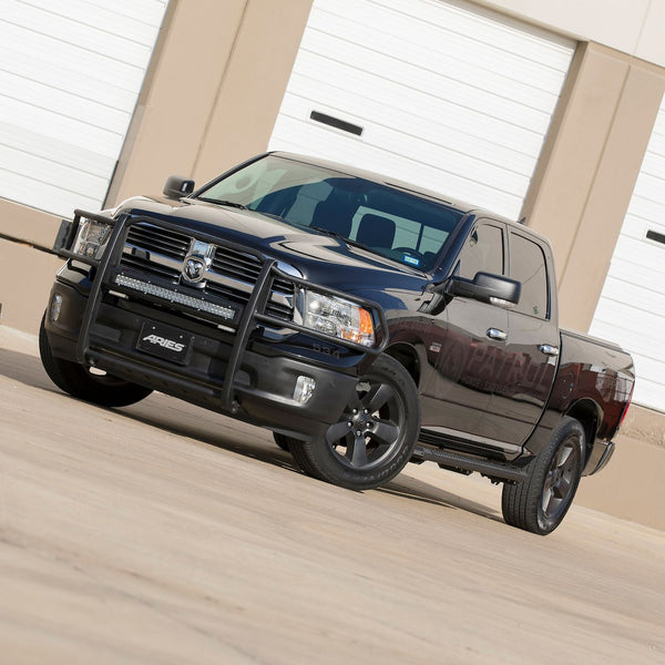 Aries AdvantEDGE Running Board With Step Pads (MPN: 2556005)