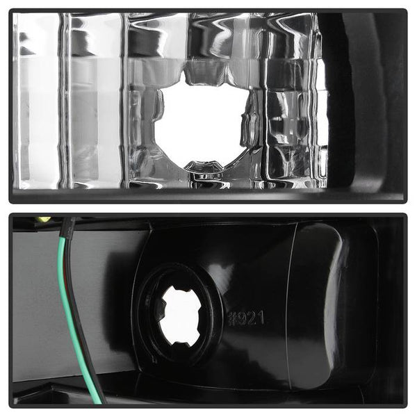 Spyder Automotive Tail Light Assembly (MPN: 5008374)