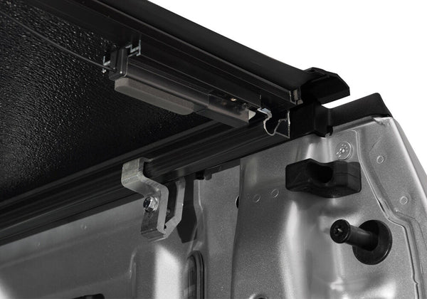 UnderCover Flex Hard Folding Tonneau Cover (MPN: FX21026)