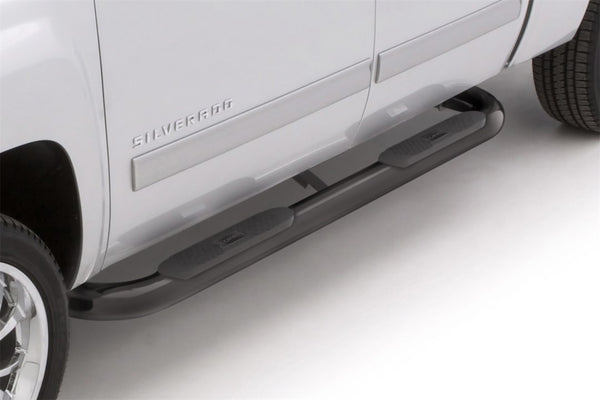 Lund Nerf Bar With Step Pads (MPN: 23461909)