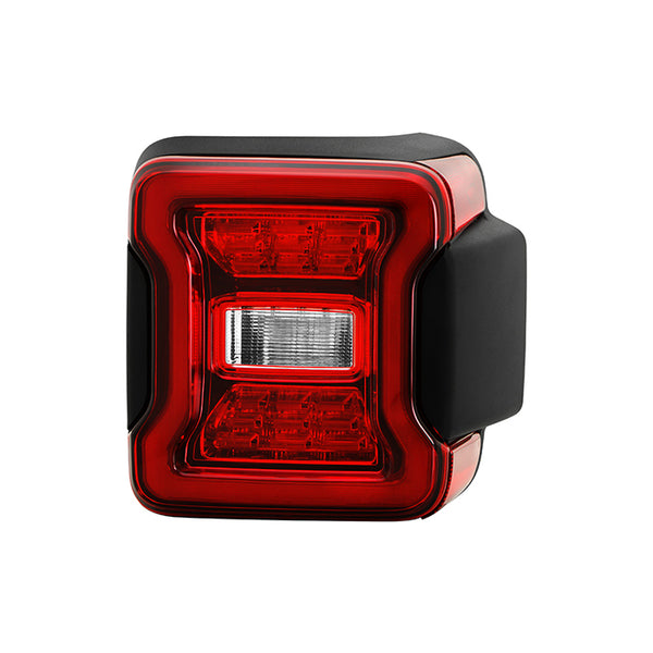 Xtune Tail Light Assembly (MPN: 9052040)