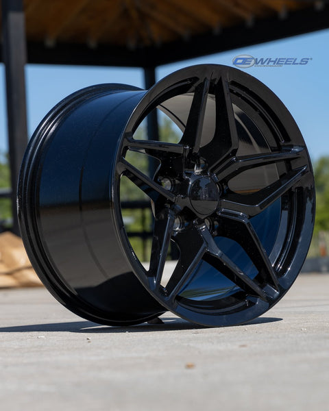 OE Wheels CV31 Aluminum Wheel (MPN: CV31-18105-5475-56B)