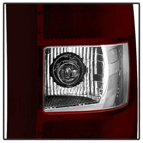 Xtune Tail Light Assembly (MPN: 9033100)