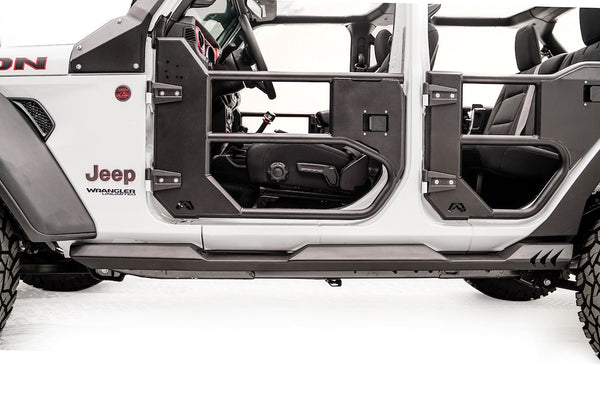 Fab Fours Rocker Panel Guard (MPN: JL18-G1550-1)