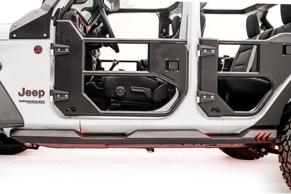 Fab Fours Rocker Panel Guard (MPN: JL18-G1550-1)