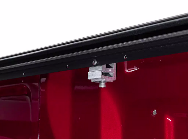 Roll-N-Lock M-Series Retractable Tonneau Cover (MPN: LG123M)