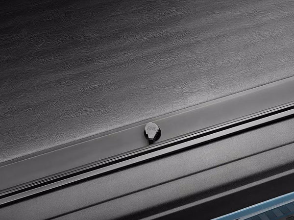 Roll-N-Lock M-Series Retractable Tonneau Cover (MPN: LG135M)