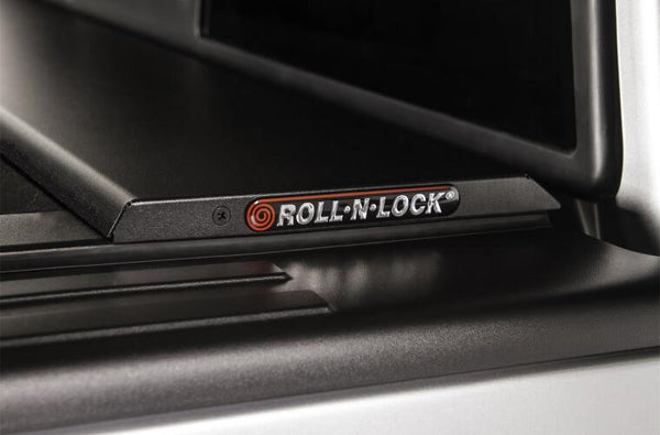 Roll-N-Lock M-Series Retractable Tonneau Cover (MPN: LG262M)