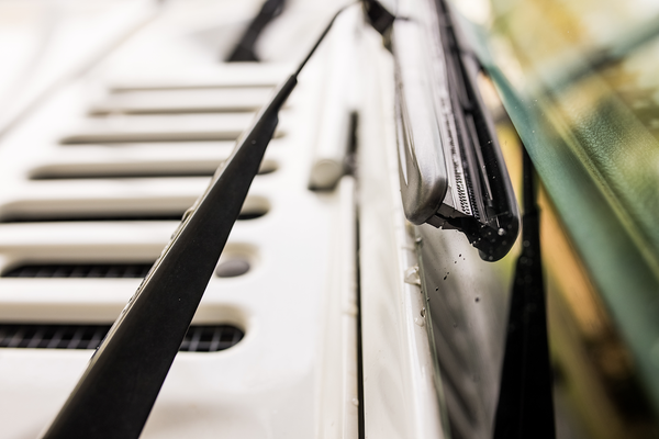 Scrubblade Windshield Wiper Blade Black Edition (MPN: BE1900)
