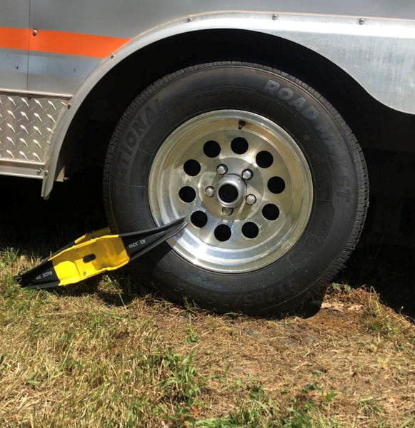 Rackem Trailer Wheel Locking Boot (MPN: RA-25)