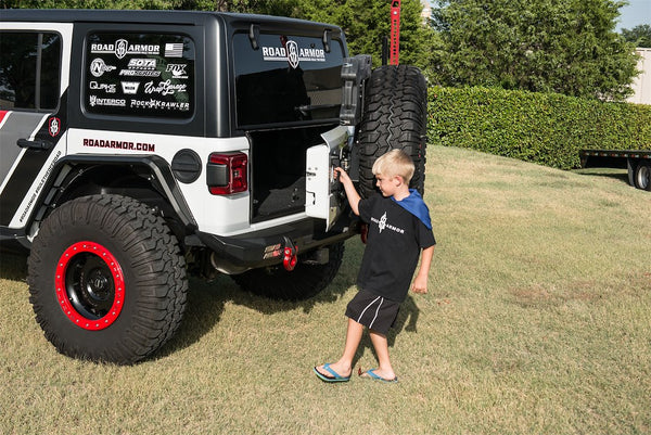 Road Armor Stealth One Piece Bumper (MPN: 5182R1B-TC)