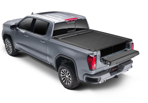 Roll-N-Lock M-Series Retractable Tonneau Cover (MPN: LG224M)