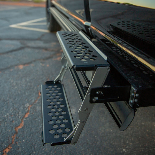 Rock Slide Engineering Truck Step (MPN: RS-100-16)
