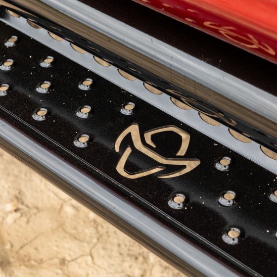 Ranch Hand Nerf Bar With Drop Down Steps (MPN: RSC191C1B4S)