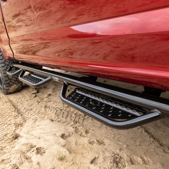 Ranch Hand Nerf Bar With Drop Down Steps (MPN: RSD101M6B6S)