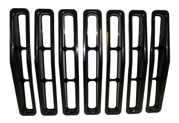Crown Automotive Grille Insert (MPN: RT26031)