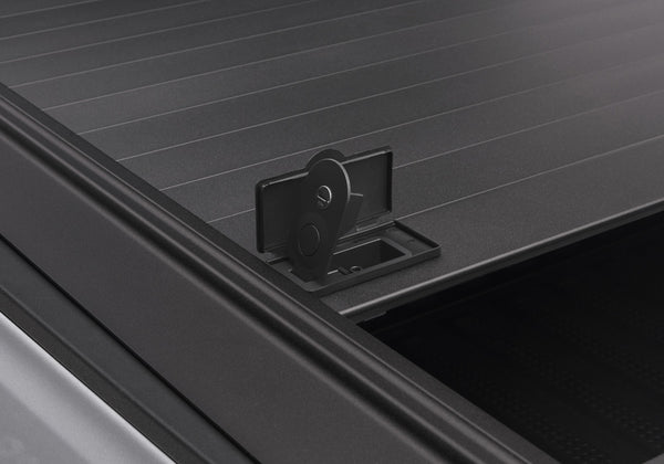 Retrax Tonneau Cover (MPN: 60502)