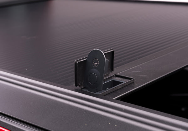 Retrax Tonneau Cover (MPN: 60841)