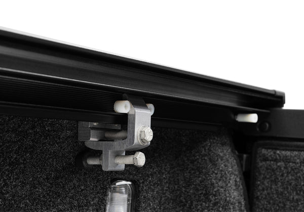 Retrax Tonneau Cover (MPN: T-60337)