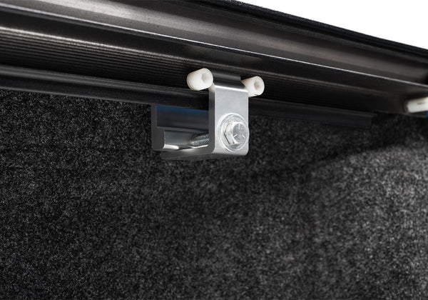 Retrax Tonneau Cover (MPN: T-80243)