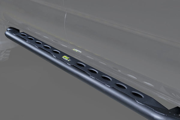 Ironman 4x4 Nerf Bar With Step Plates (MPN: SS073)