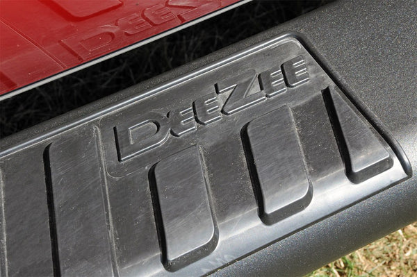 Dee Zee 6 Inch Oval Nerf Bar (MPN: DZ16101)