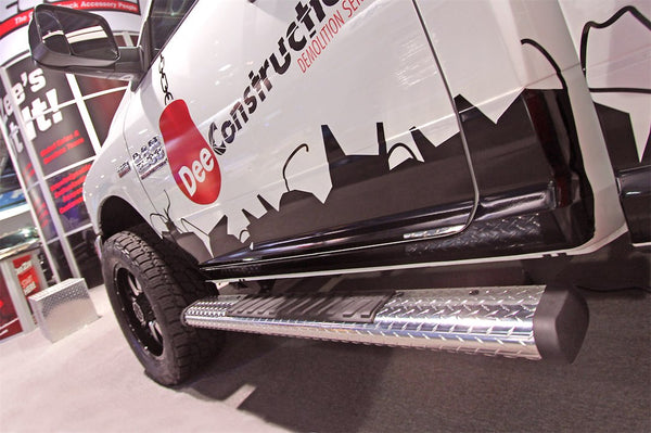 Dee Zee 6 Inch Oval Nerf Bar (MPN: DZ16401)