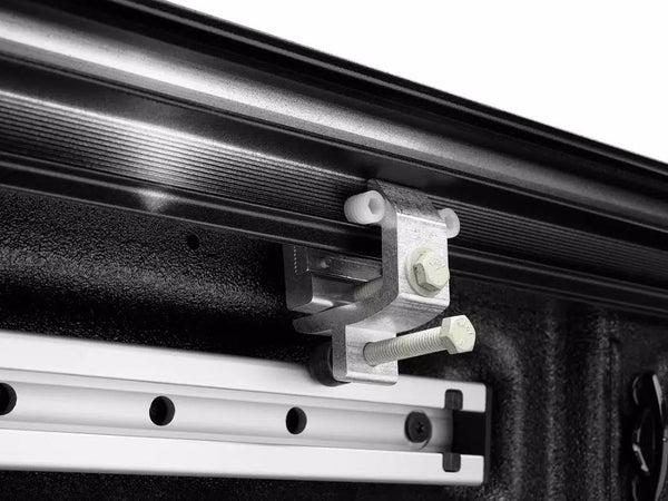 Retrax Tonneau Cover (MPN: T-80490)