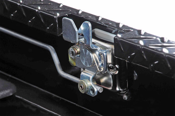Dee Zee Red Label Crossover Tool Box (MPN: DZ8163B)