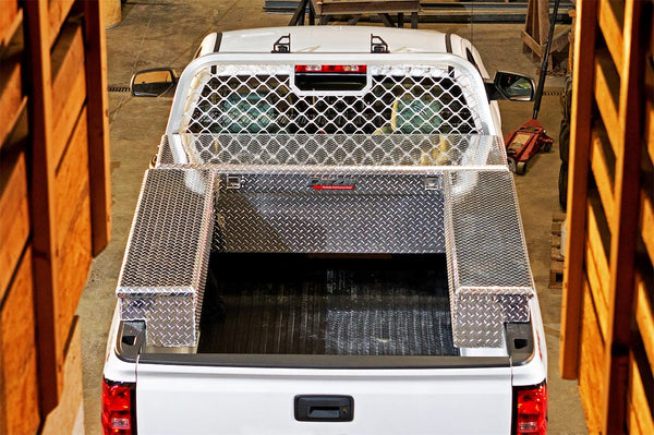 Dee Zee Red Label Crossover Tool Box (MPN: DZ8170D)