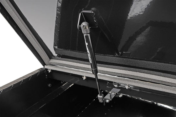 Dee Zee Red Label Crossover Tool Box (MPN: DZ8370B)