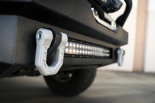 DV8 Offroad Elite Series D-Ring Shackles (MPN: UNSK-01GR)