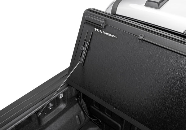 BAK Industries BAKFlip G2 Tonneau Cover (MPN: 226301)