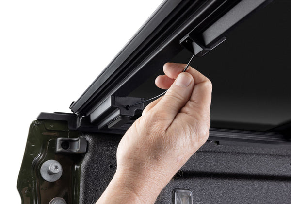 BAK Industries BAKFlip MX4 TS Tonneau Cover (MPN: 449440TS)
