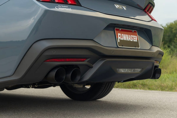 Flowmaster Exhaust System Kit (MPN: 818159)