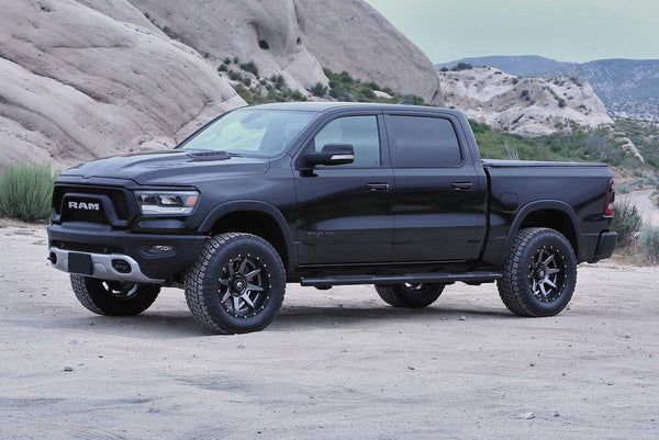 Fabtech Motorsports Lift Kit Suspension (MPN: K3168)