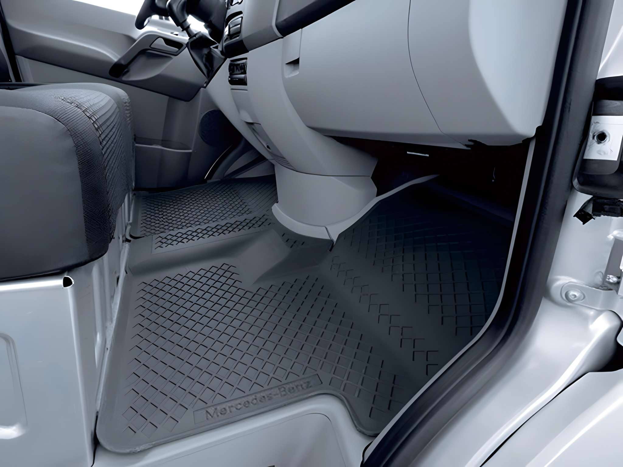 Lloyd Mats Smoke Gray Front Floor Mat For Mercedes Sprinter Van 2007-2018 (No Code H00)