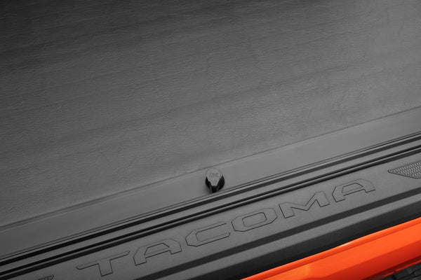 Roll-N-Lock M-Series XT Tonneau Cover (MPN: 532M-XT)